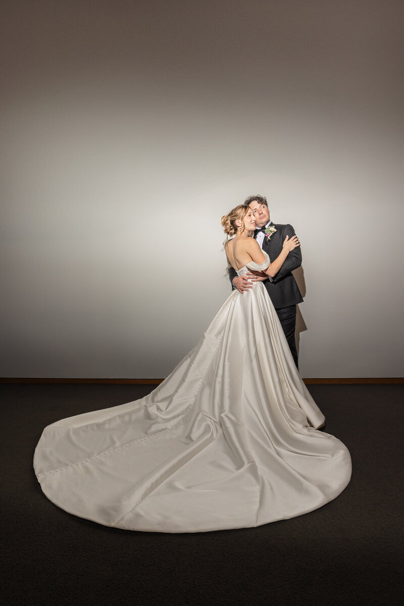 dove&fox_modern_editorial_wedding_photography_grace&david_11