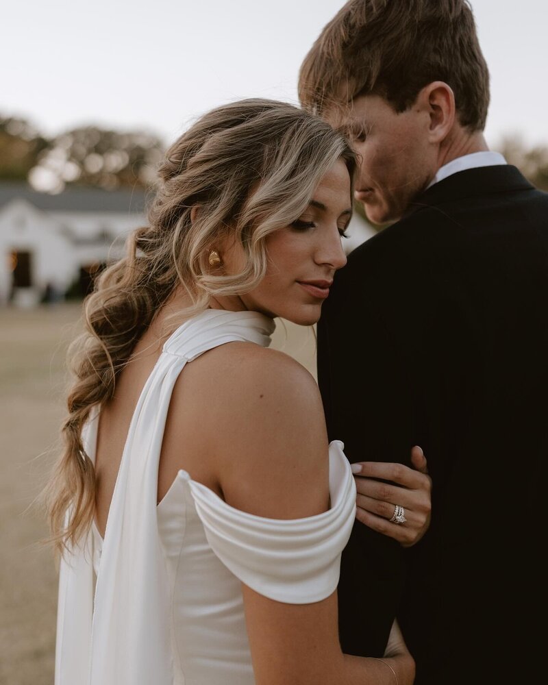 Bride and Groom at Sorelle Wedding Venue, Thomas, Oklahoma.