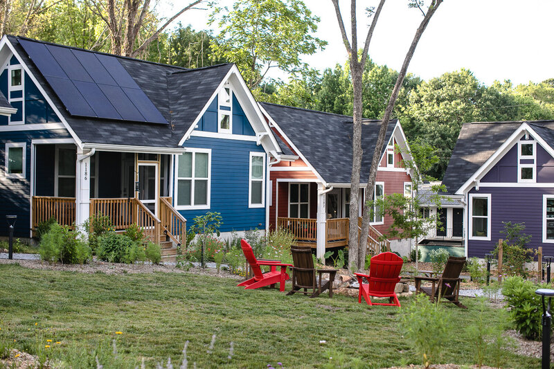 LOW-RES-MicroLife-Cottages-Atlanta-Shades-of-Green-Erik-Meadows-Photography-54
