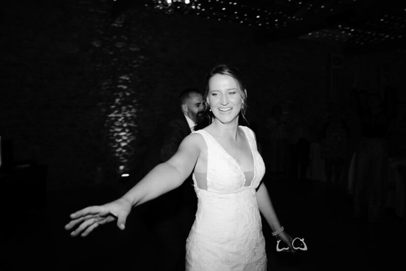 wedding photographer grignan victoria le petit-86