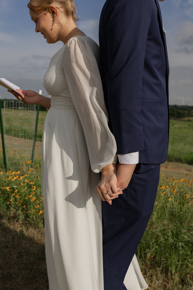 Minco,OklahomaWeddingFIeldElopementBloomingEemaPhotography-8581