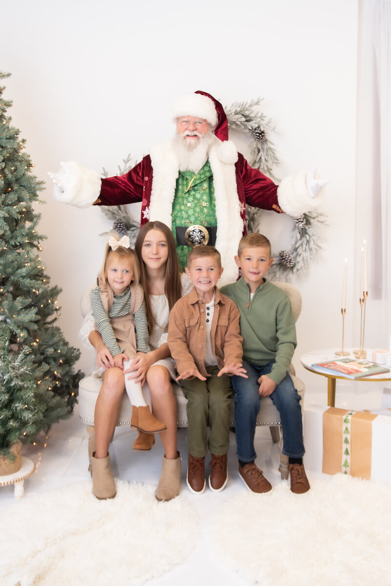 2023 Santa Experience | Ryan Family-5854