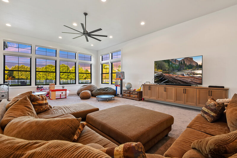 The-Eastmere-Estate-Thompson-Homes-Eagle-Idaho-Custom-Home-Builder-14
