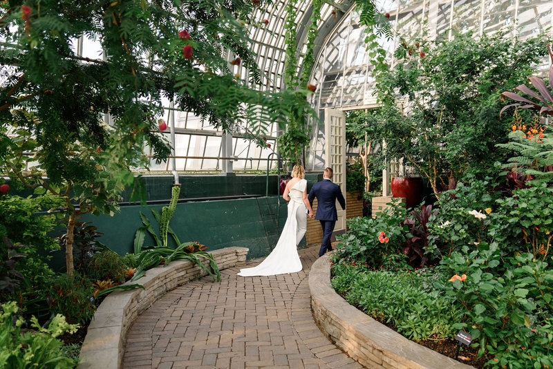 garfield-park-conservatory-chicago-wedding-the-paper-elephant-0034