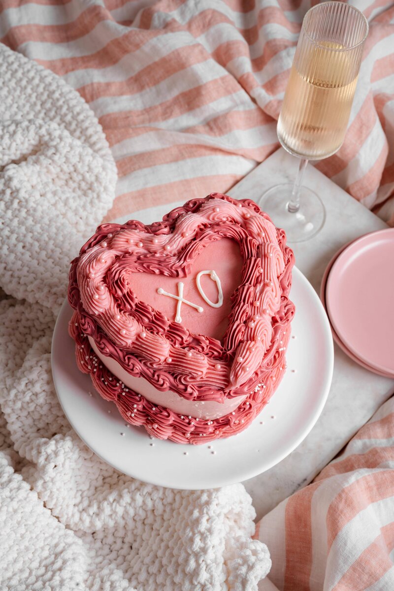 Heart-Cake-Creating-Kaitlin