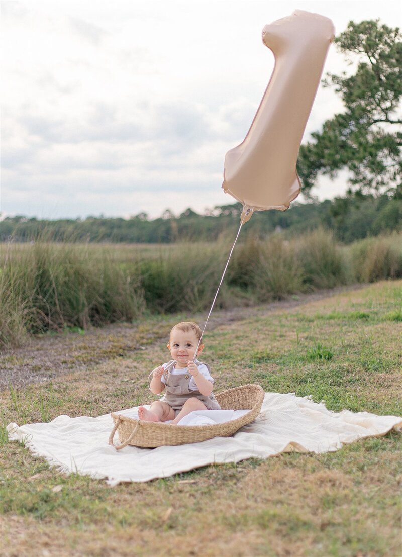 Bluffton-Milestone-Session-Lamp-and-Light-Photography-7
