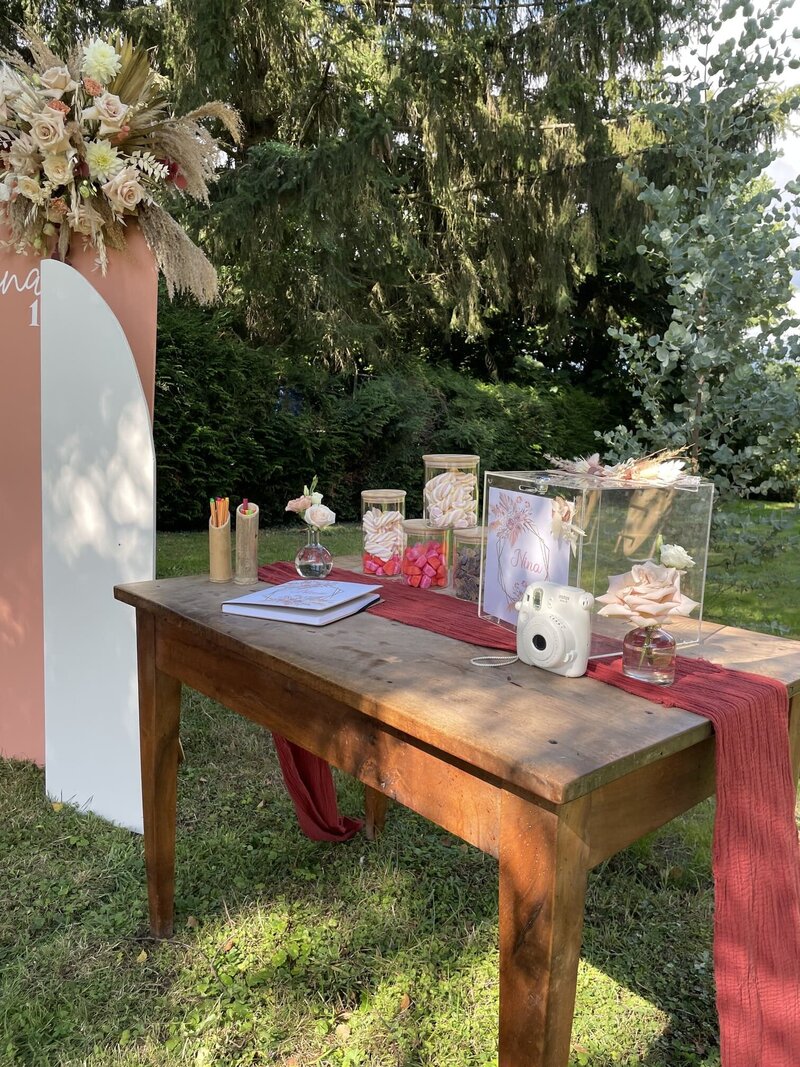 decoration-cagnotte-et-livre-d-or