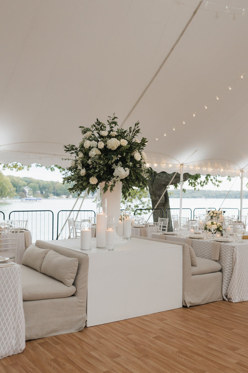 Valerie-Halling-Wisconsin-Wedding-Reception-175108