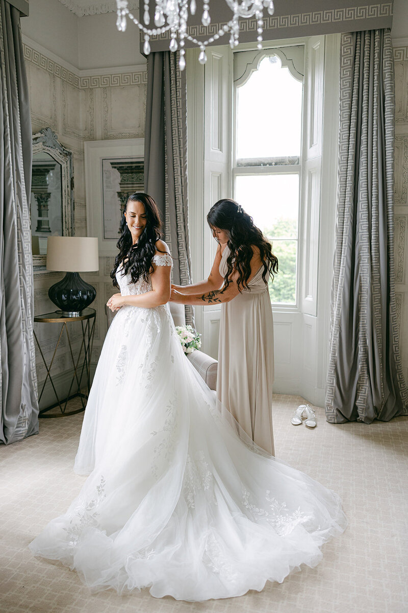 Hannah-Lewis-Wedding-Preview-11