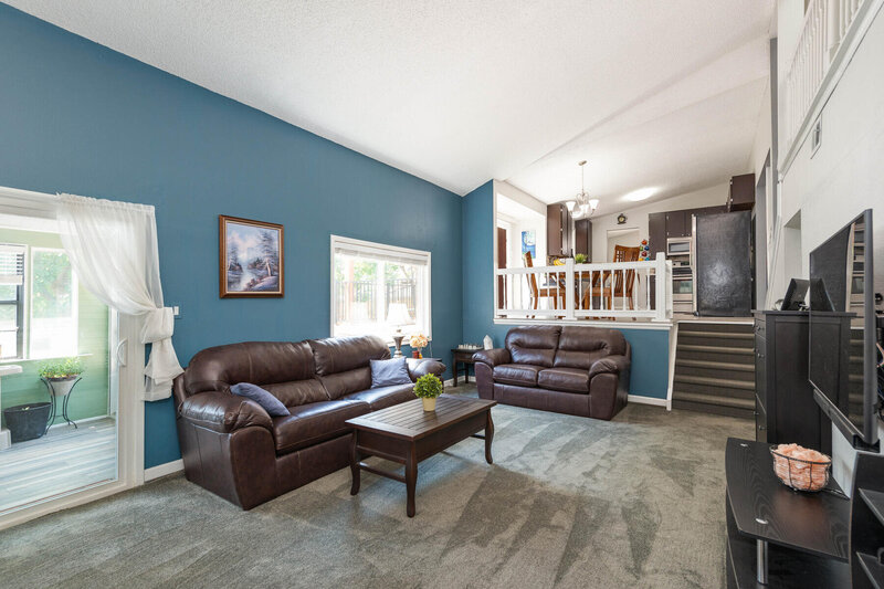 6620 W 73rd Pl-016-020-Family Room-MLS_Size
