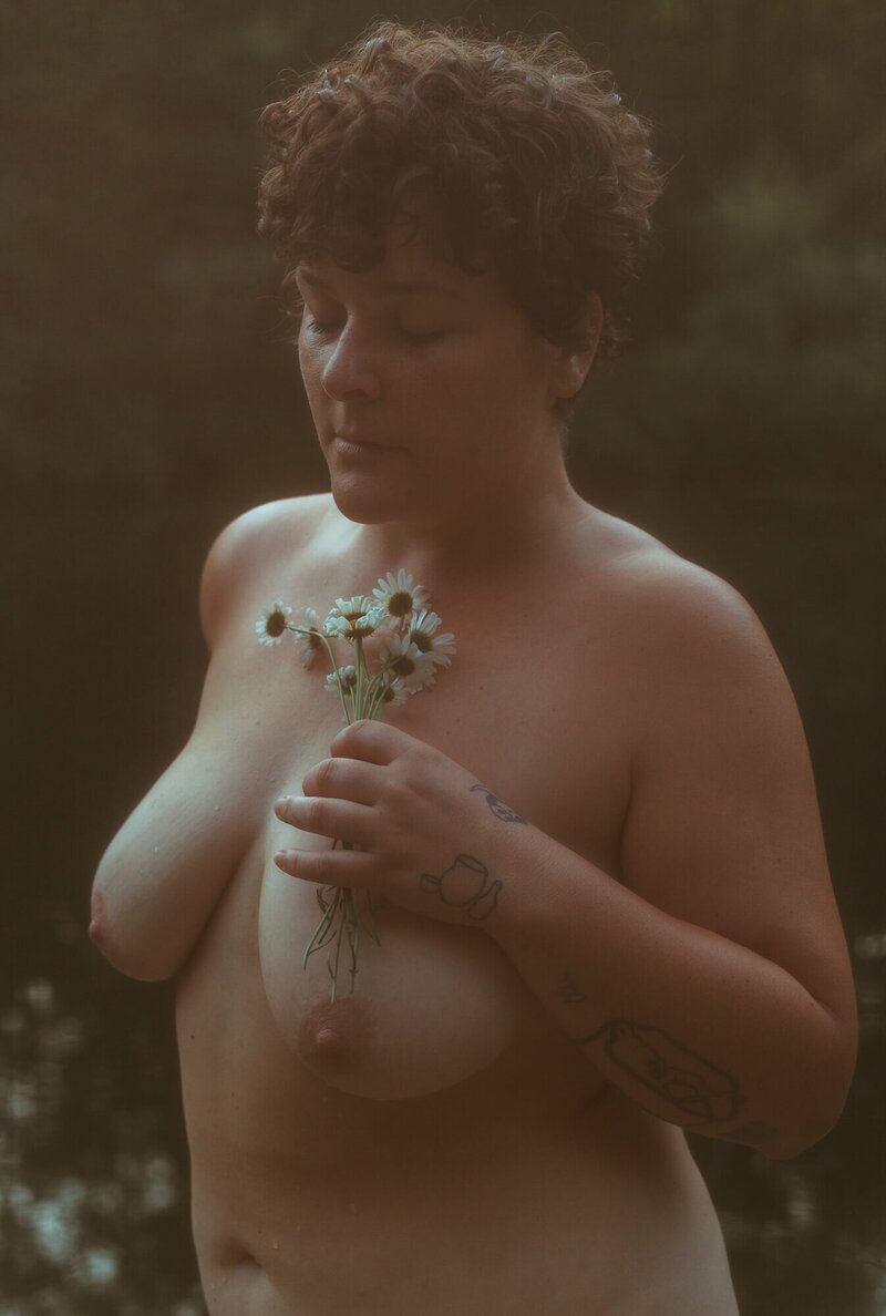 compressed Notorious boudoir_outdoors RS-72
