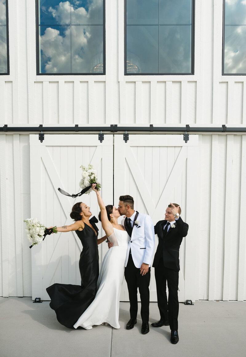 Indiana_Michigan_Wedding Planner_Zionsville_The Sixpence_Estate_Barn_Editorial_Bridal Fashion_Maid of Honor_Best Man