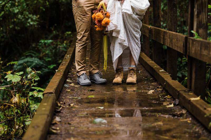 Drift-Creek-Falls-LGBTQ+-elopement-1