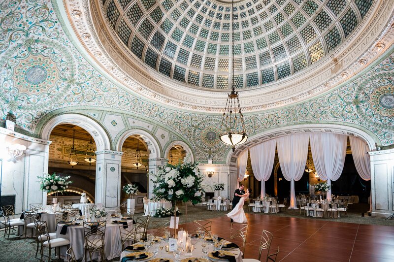 Anamaria Vieriu Photography -Ellen and Doug - Chicago Cultural Center wedding-1094