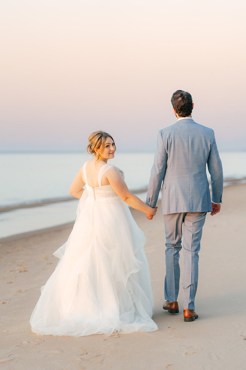 katie&yousef-union-pier-michigan-wedding-gordon-beach-inn-931