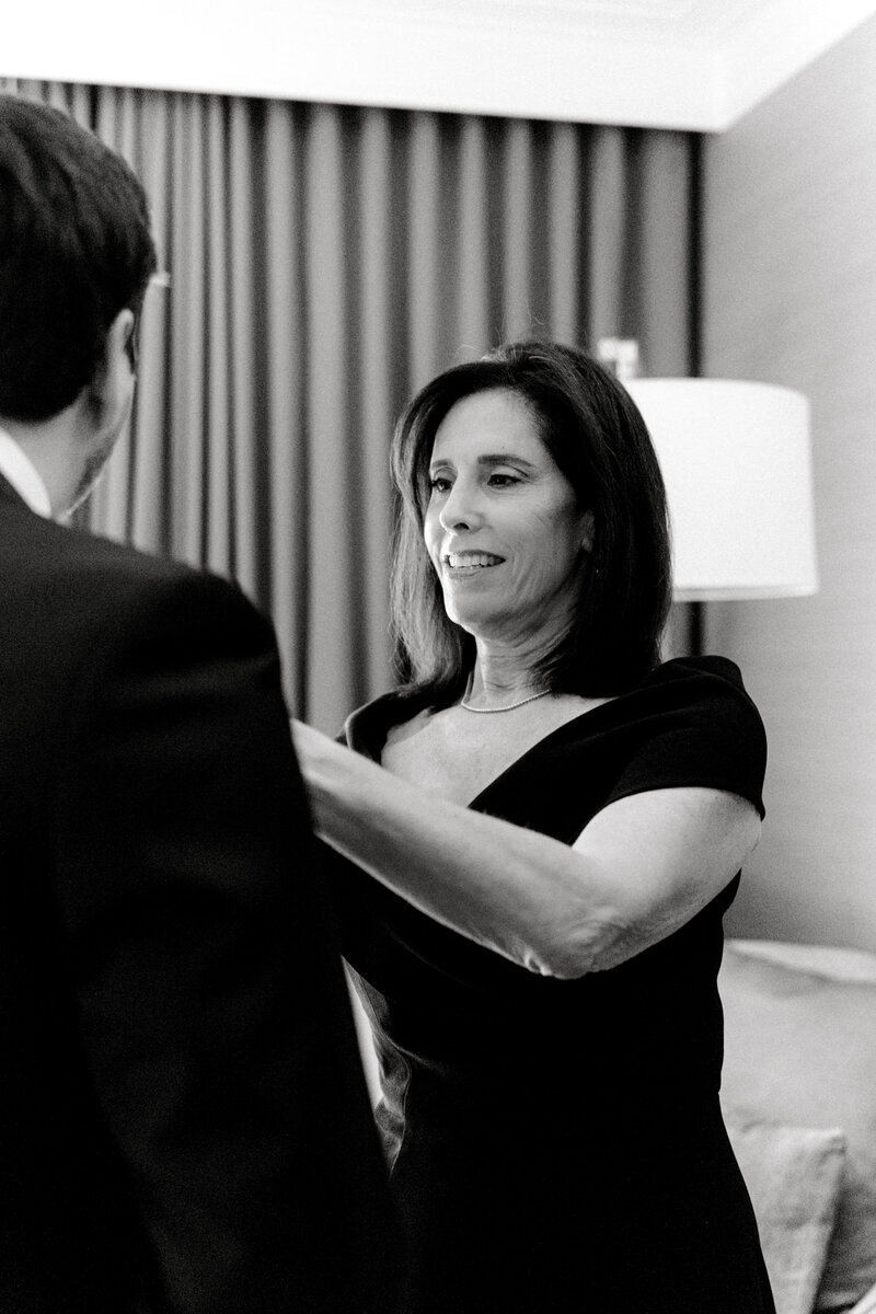 Getting Ready  Tori & Sam-318