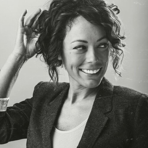 Experienced Ohio bridal hairstylist decade of wedding expertise
