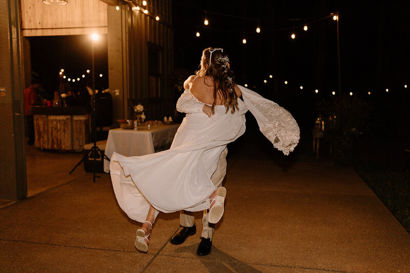 shane-nyah-wedding-reception-taylorraephotofilm-360_websize