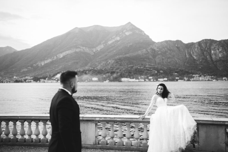 happy-wedding-couple-como-lake-italy (2)-min