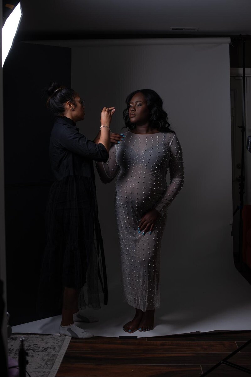 Maryland Maternity Photographer - Hair and Makeup Artist with Expecting Mom