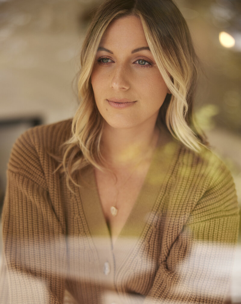 Valerie Mya intuitive healing session 