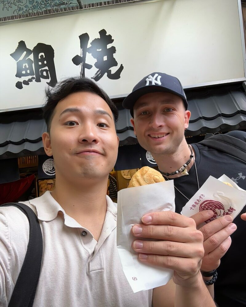 Happy moments of clients enjoying their Tokyo adventures with Yasushi as their guide
