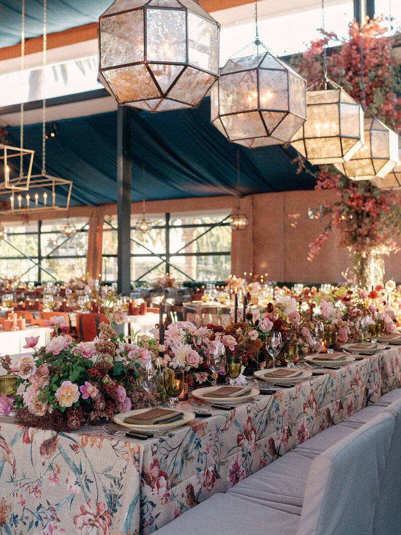 Autumn-Maximalist-Wedding-with-rich-tones-blue-velvet-draping-Ashley-Ludaescher-Photography-Vanessa-Noel-Events-0090