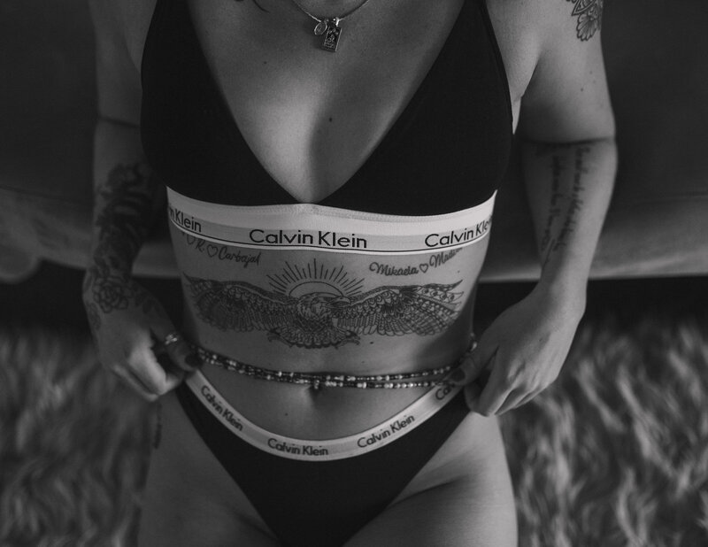 Jessica Frigge Photography is a boudoir photographer in Milwaukee Wisconsin