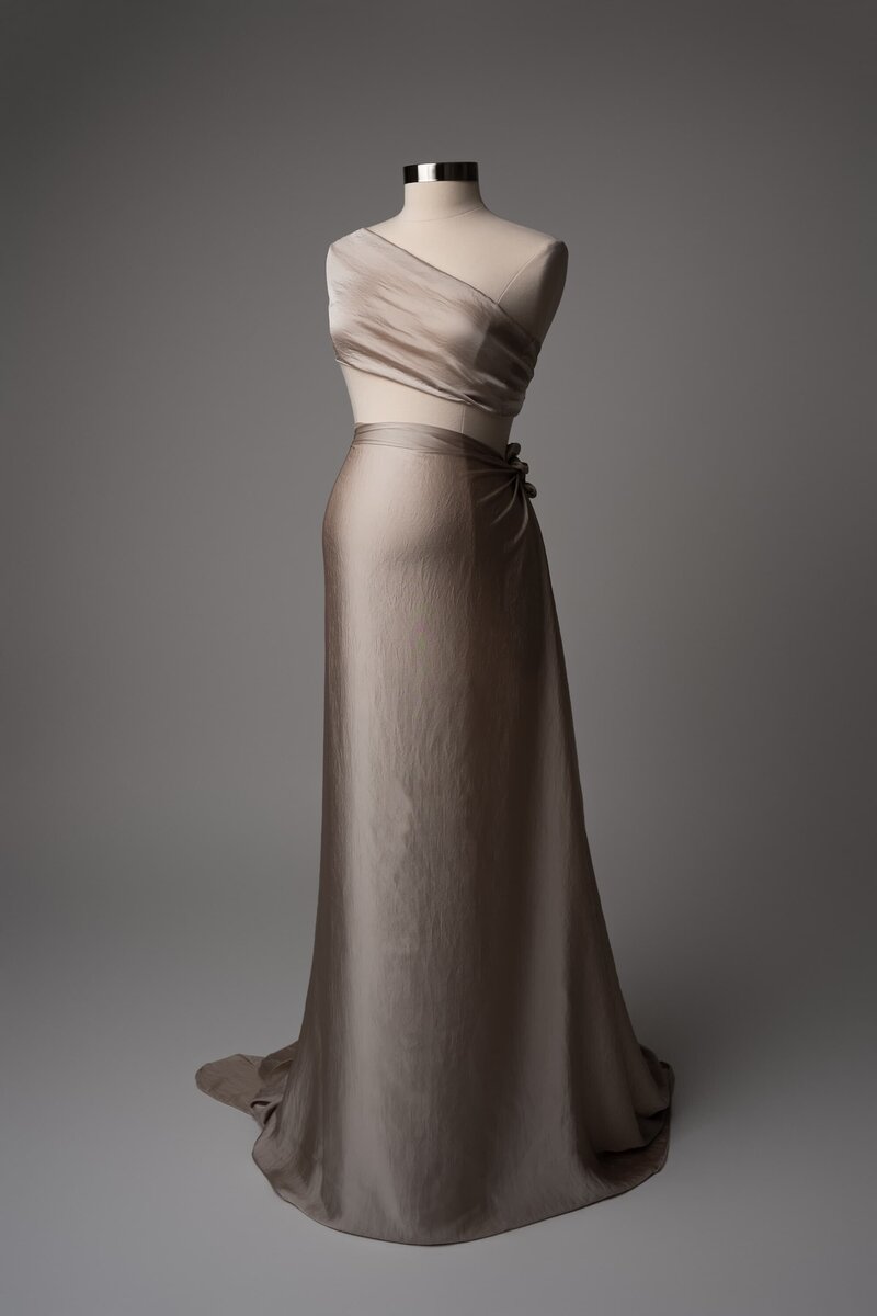 Champagne two-piece maternity fabric with soft draping