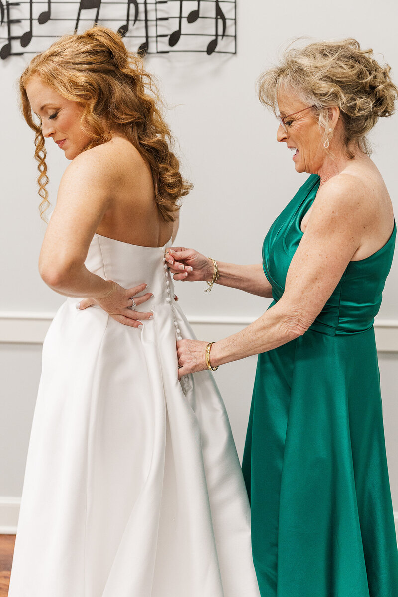 Justin and Madeline - Memphis Wedding-10