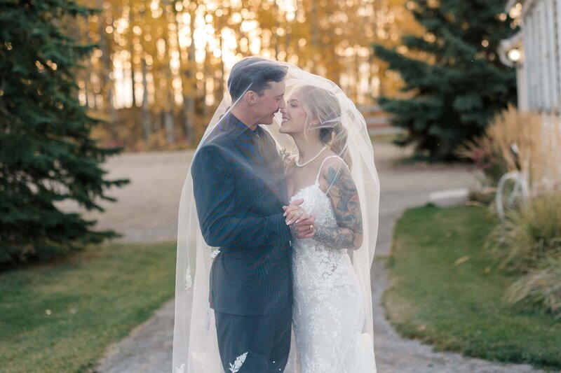 Edmonton Wedding Photos - Pine and Pond Wedding Venue (183)