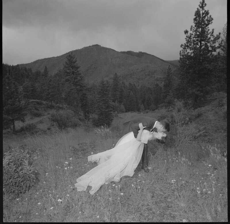 White-Raven-Wedding-Photos-Missoula-2908