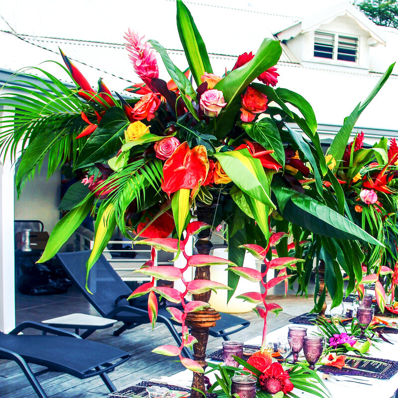 floral arrangement centerpice wedding planner caribbean guadeloupe nyc