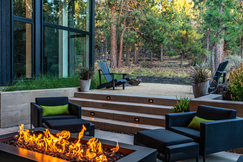 fire-table-conrete-patio-modern-outdoors