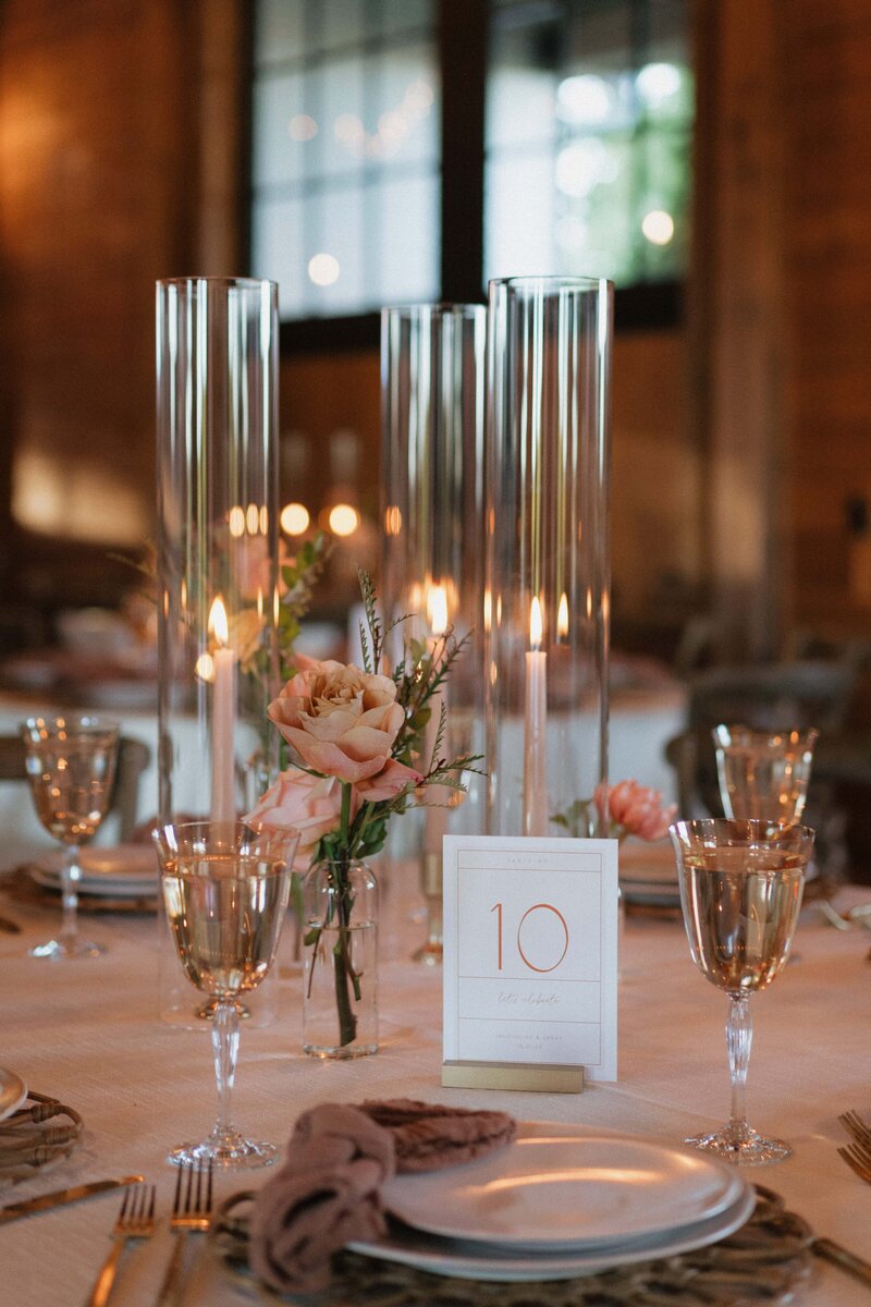 table decor at wedding in franklin tennessee