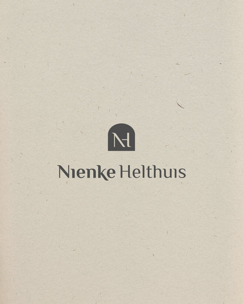 Nienke-Helthuis-branding-Extra-Saus-3