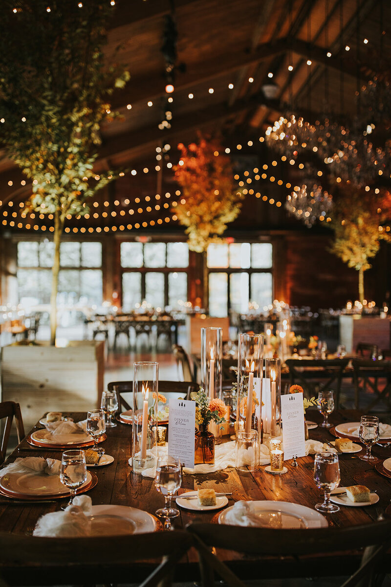 cedar-lakes-rustic-woodland-reception-tables-2
