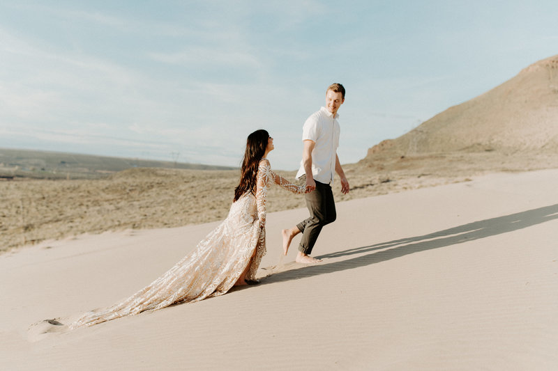 Vantage Desert Wedding Stylized Shoot | Bohemian Desert Rue de Seine Gypsy Wedding – Kennewick, WA | Tin Sparrow Events + Alex Lasota Photography