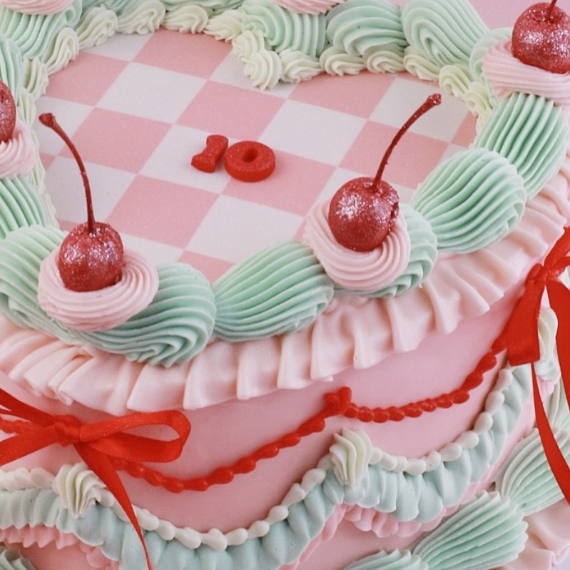 Cakes-shaped-like-hearts