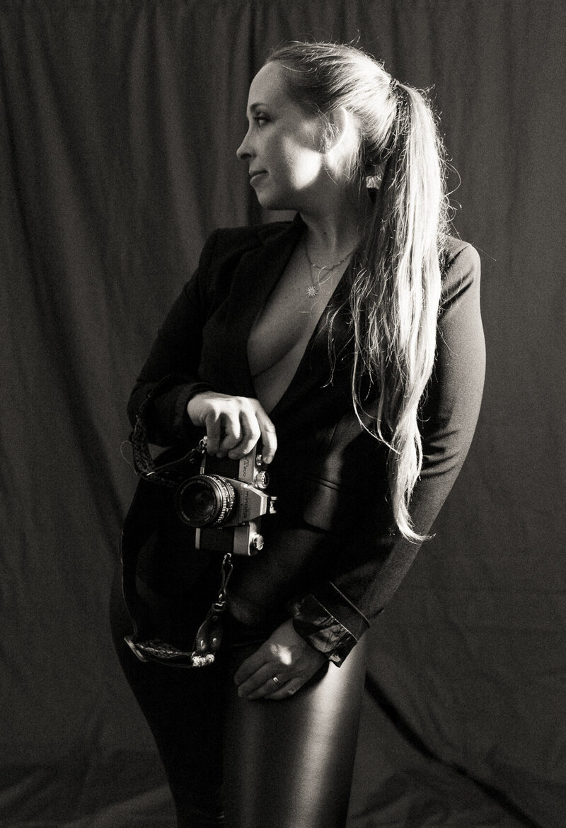 alternative and editorial wedding and portrait photographer