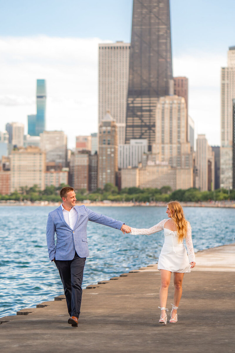 chicago-sailboat-engagement-session (24)