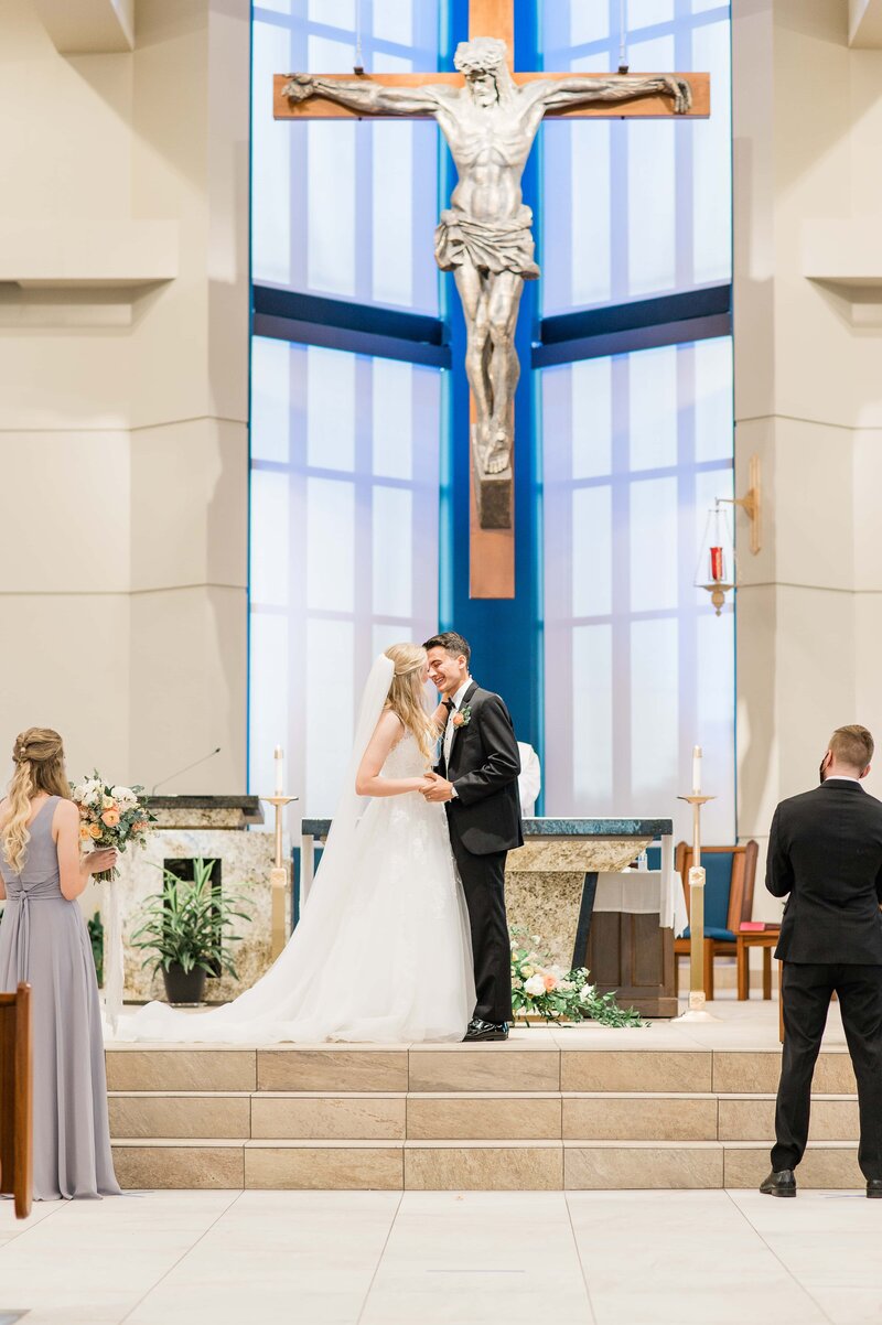 catholic wedding ceremony-5525