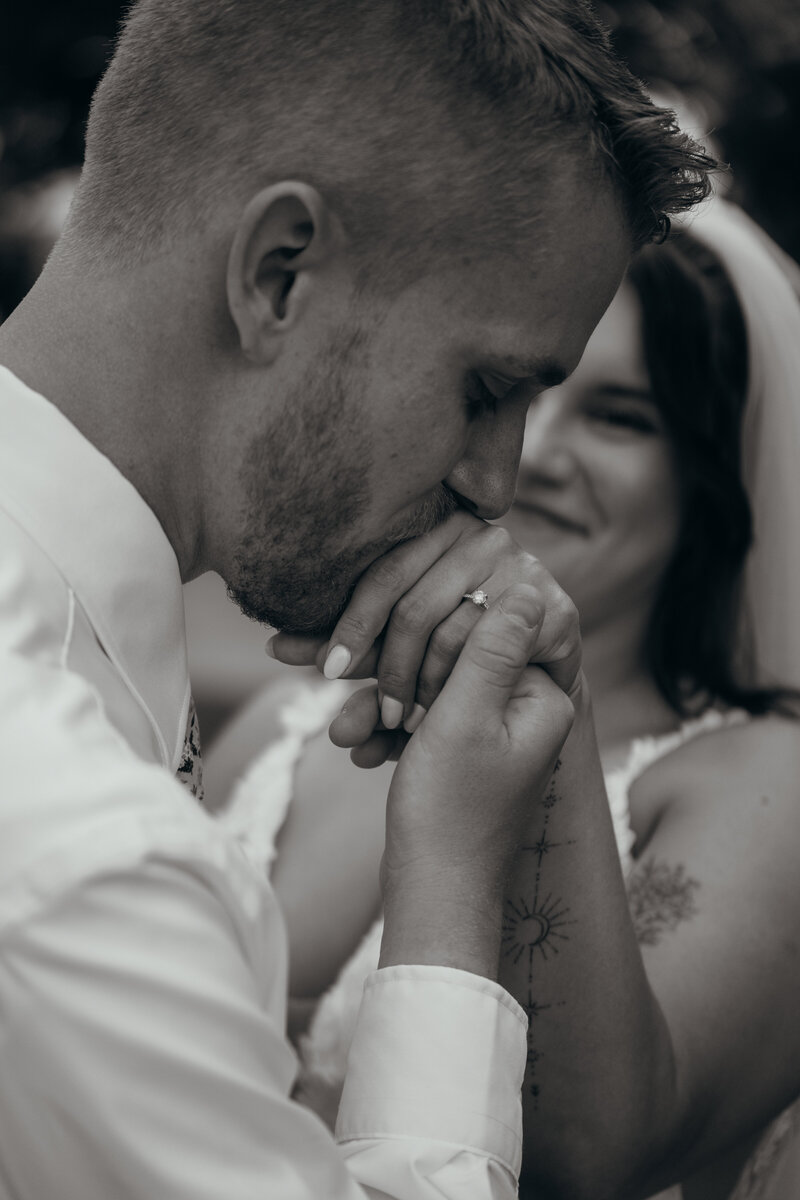 PaigeDakotaWeddingTeasers-041