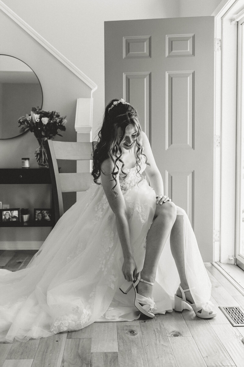 9-Makayla and Phillip - Wedding - Ann Arbor Michigan Photographer - Waldenwoods Howell
