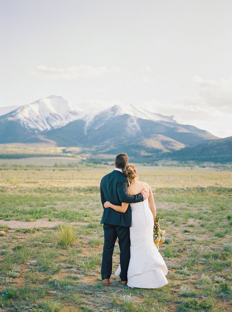 Barn-At-Sunset-Ranch-Buena-Vista-Wedding-Photographer-82