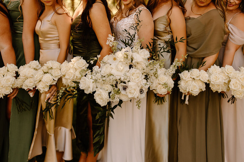 shane-nyah-wedding-ladies-taylorraephotofilm-77_websize