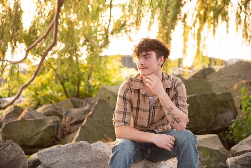 SeniorPhotosMedinaPositivelyPortraitsEdgewaterBeachCleveland-7