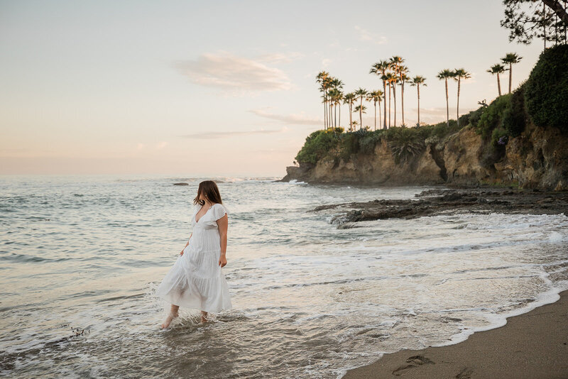 candid beach portrait photo