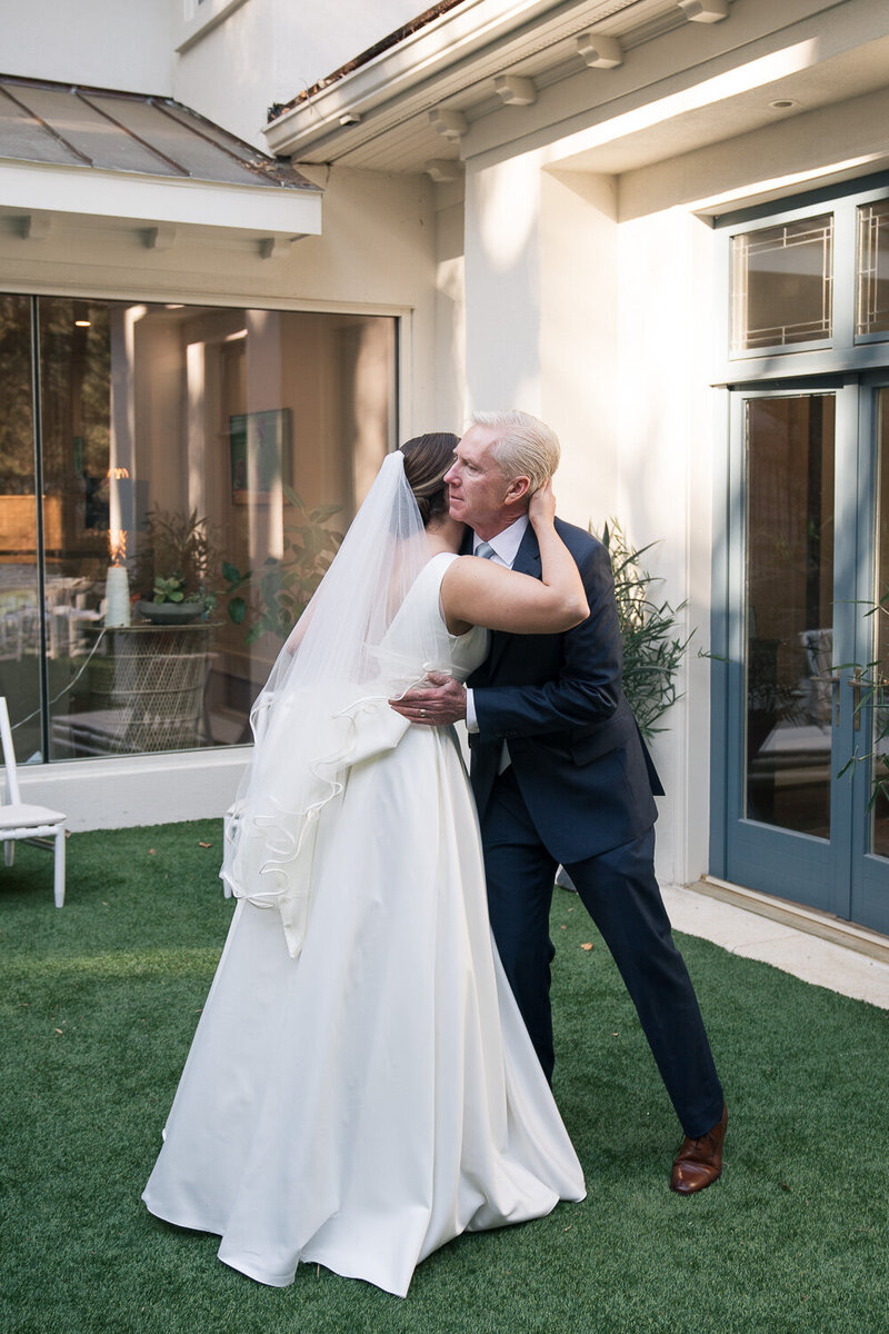 first-look-dad-wedding-day-1