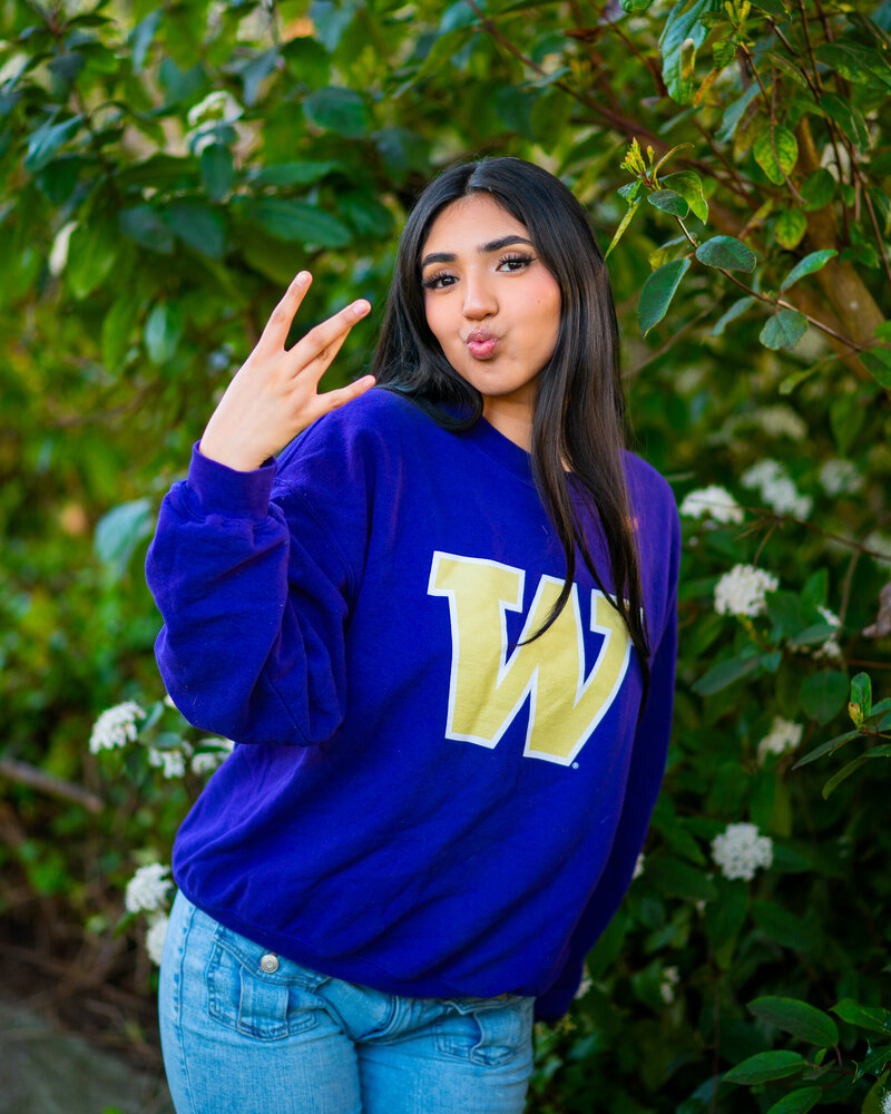 INSTAGRAM_king_county_senior_photographer_mikayla_arsenian_photography_university_of_washington-0578